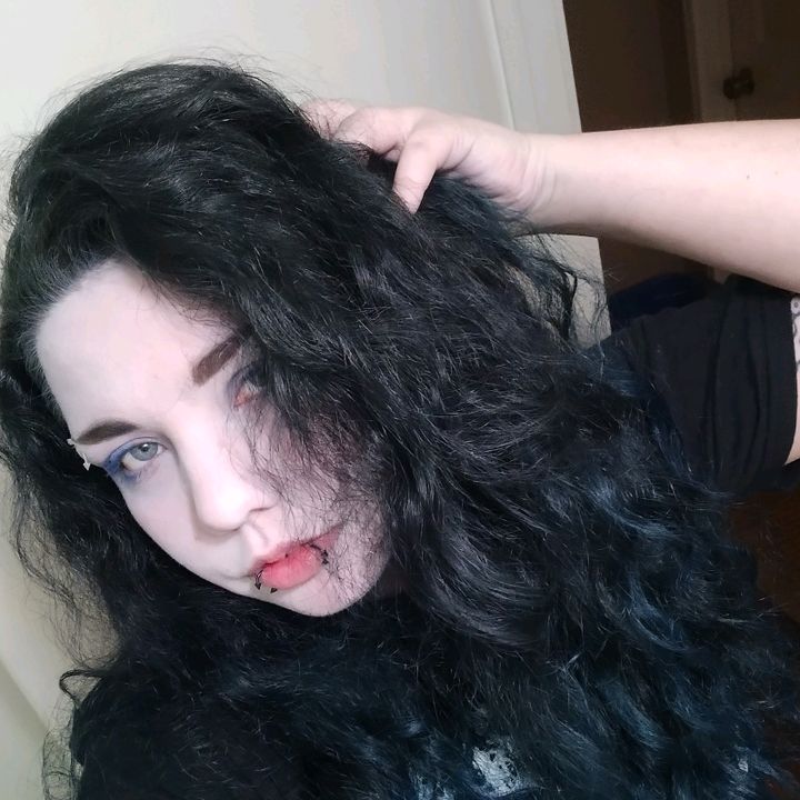 Profile Picture of Jess Tierney (@derangedremixer) on Tiktok