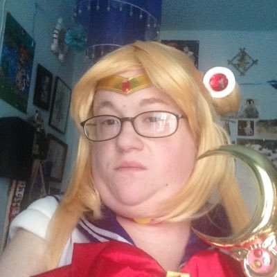 Profile Picture of Kira Anne Davidson (@MikuSuperFan) on Twitter