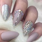 Profile Picture of Shelly Hoppers (@shellyhoppers) on Instagram