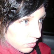 Profile Picture of Leora Smith (@myrapidheartbeat) on Youtube
