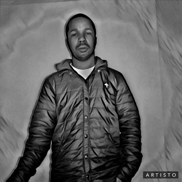 Profile Picture of Edrick Sanders (@eddedd) on Poshmark