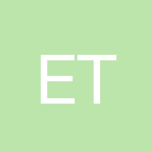 Profile Picture of Em Tharel (@etharel) on Poshmark