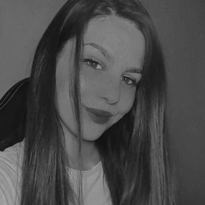 Profile Picture of Μelanie  🌙 (@MelanieSerranoP) on Twitter