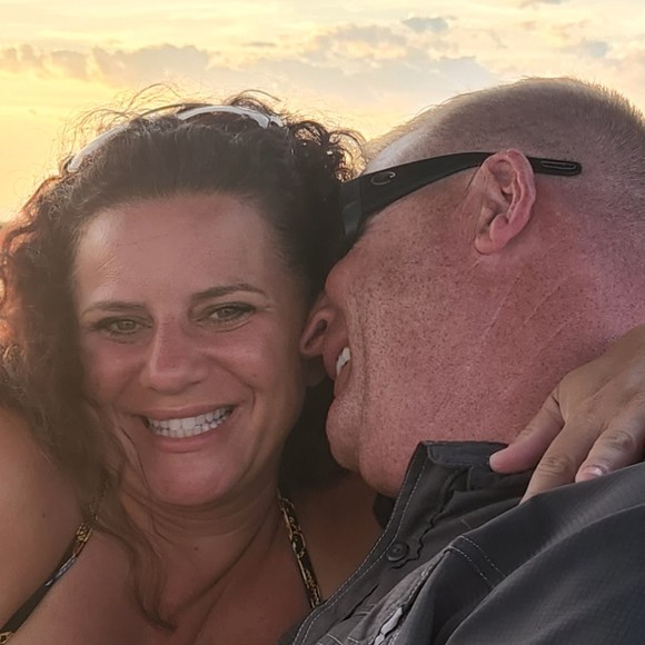 Profile Picture of Elizabeth Carlisle beasley (@betseybeez) on Poshmark