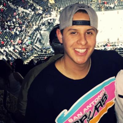 Profile Picture of Bobby Sanchez (@BertoChez) on Twitter