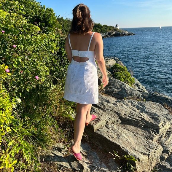 Profile Picture of Solange Silva (@solange_ss) on Poshmark