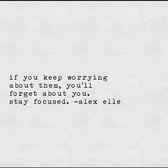 Profile Picture of Gabrielle Henrey (@gabbylenaa) on Poshmark