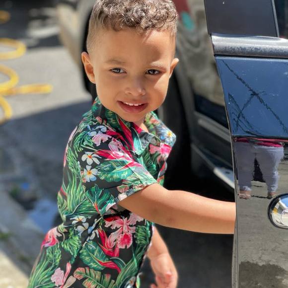 Profile Picture of Sobeida Hernandez (@bebe2640) on Poshmark