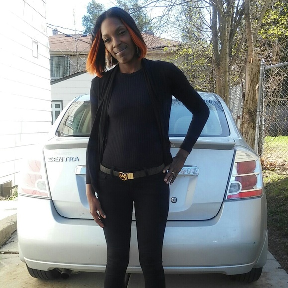 Profile Picture of Krystal Chandler (@kmochaluv) on Poshmark