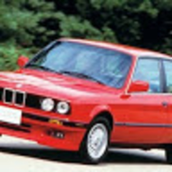 Profile Picture of Adrian Velez (@velezadrian3) on Poshmark