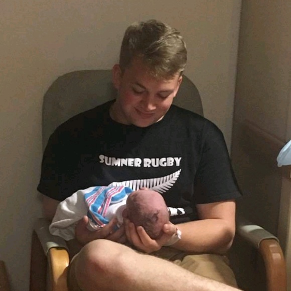 Profile Picture of Michael Ballew (@michaelballew) on Poshmark