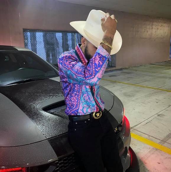 Profile Picture of Silverio Morales (@silveriomorales) on Poshmark