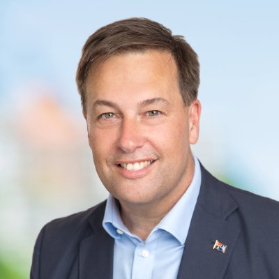 Profile Picture of Jason Falinski MP - For The Beaches (@JasonFalinskiMP) on Twitter