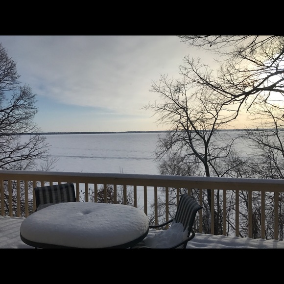 Profile Picture of Kyle Rooney (@kyrooney) on Poshmark