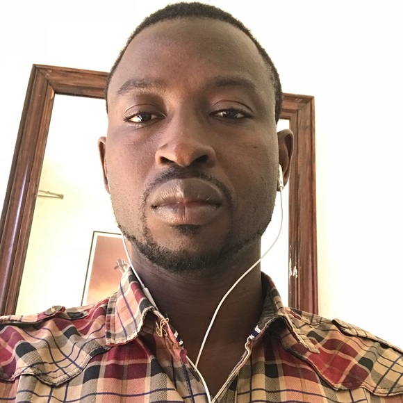 Profile Picture of Hamade Savadogo (@yatengabiiga) on Poshmark