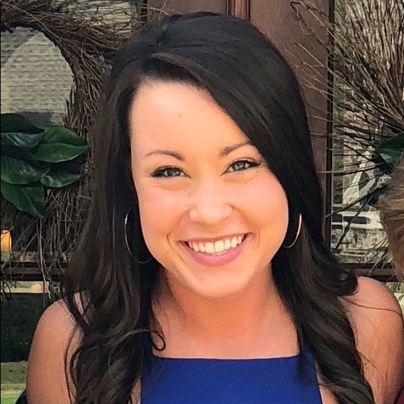 Profile Picture of Crystal Haney (@cdhaney) on Poshmark