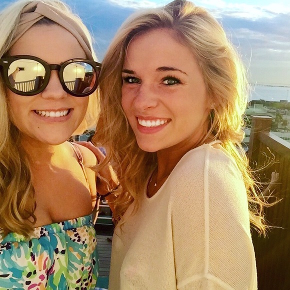 Profile Picture of Mackenzie Hogan (@macchogan) on Poshmark