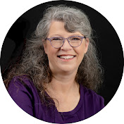 Profile Picture of Sarah Wayland (@SarahWayland) on Youtube