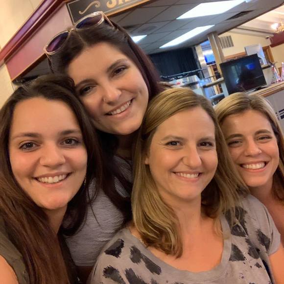 Profile Picture of Jenalee Daning (@jdaning2113) on Poshmark