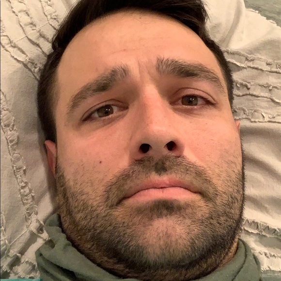 Profile Picture of Alex Kukich (@alexkukich) on Poshmark