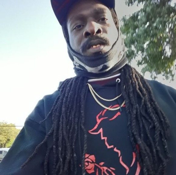 Ivory Brown - Poshmark Profile Picture of Ivory Brown (@ivorybrown213) on Poshmark