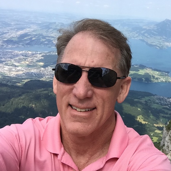 Profile Picture of Larry Casey (@larrycasey77) on Poshmark