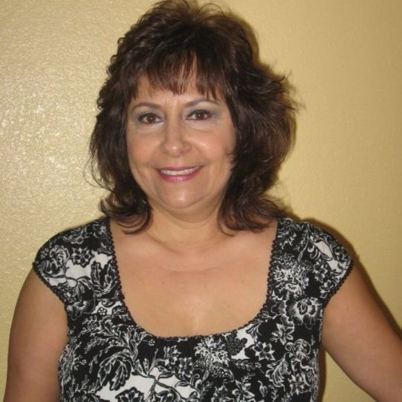 Profile Picture of Cindy Breidenthal-guerrero (@cbreidenthal) on Poshmark