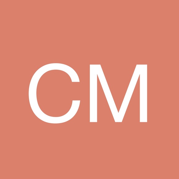 Profile Picture of Caroline Manning (@cwmanning697) on Poshmark