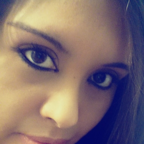 Profile Picture of Quintero Norma (@norma8822) on Poshmark