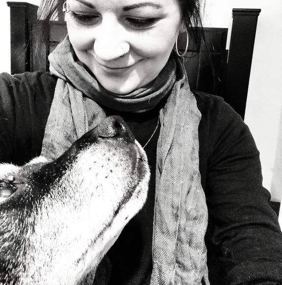 Profile Picture of Sara Espy-graenser (@saraton) on Poshmark