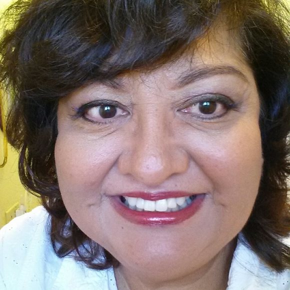 Louinda Garity - Poshmark Profile Picture of Louinda Garity (@horsendn7) on Poshmark