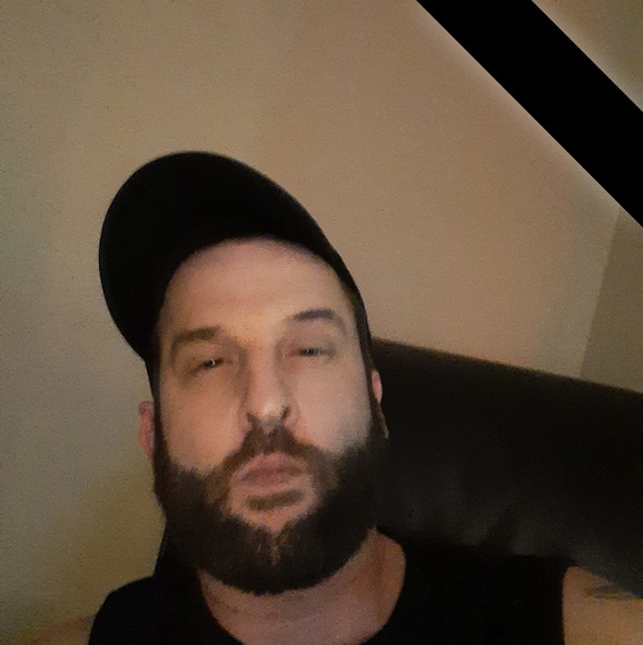 Profile Picture of Leonard Mousseau (@leonardmousseau) on Poshmark