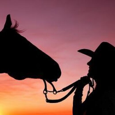 Profile Picture of Pamela Hudson (@pamela32115) on Twitter