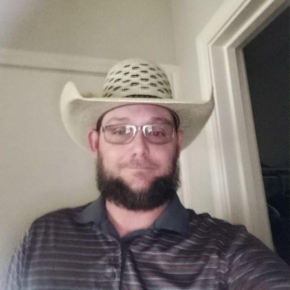 Profile Picture of Roy Campbell (@roycampbell406) on Poshmark