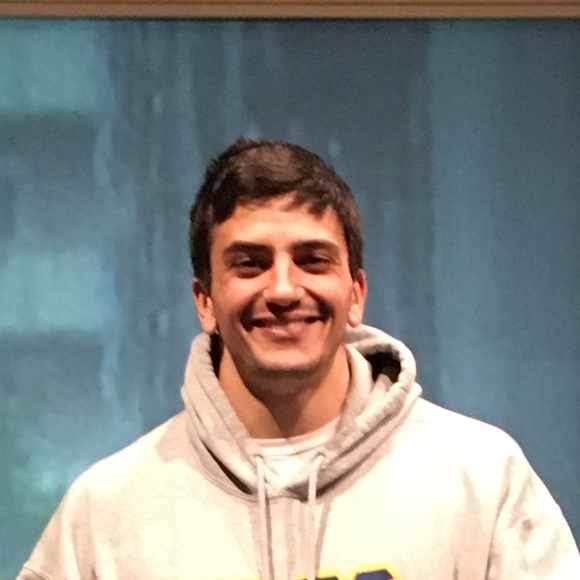 Profile Picture of Scott Albarella (@sface4) on Poshmark