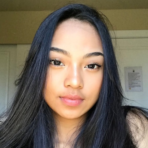 Profile Picture of Jedy Pical (@jedypical) on Poshmark