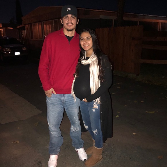 Profile Picture of Kevin Caballero (@kevinavc94174) on Poshmark