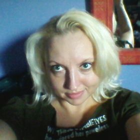Profile Picture of Jenny and Joel MacDonald (@jesoderquist) on Pinterest