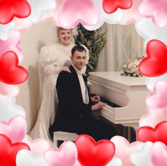 Profile Picture of Laurie Riley-hutkay (@magenta1970) on Poshmark