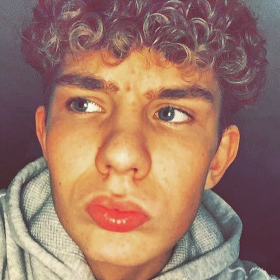 Josh Brooks - Twitter Profile Picture of Josh Brooks (@JoshBrooksGang) on Twitter