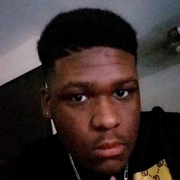 Profile Picture of Joe Raby (@joeraby) on Poshmark