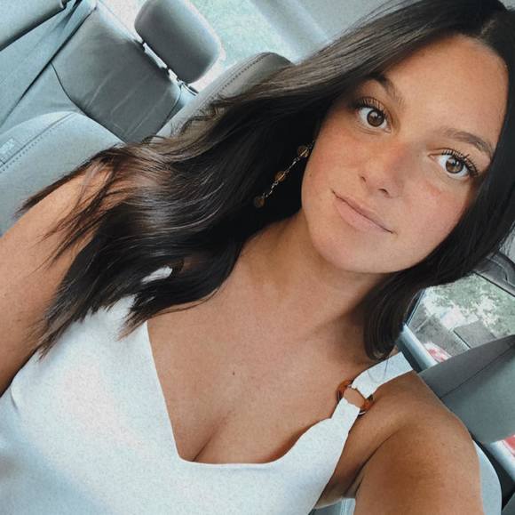 Profile Picture of Keirstyn Yaccarino (@keirstynlynn) on Poshmark