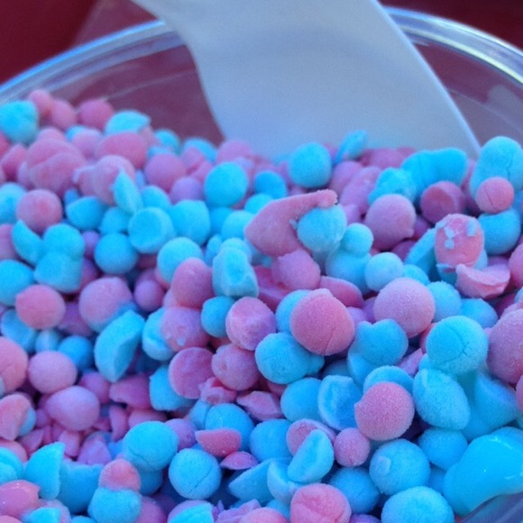 Kira Preston - Poshmark Profile Picture of Kira Preston (@kira_chicken) on Poshmark