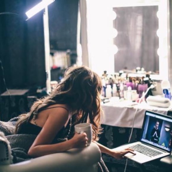 Profile Picture of Paulina Alcantara (@paulina021) on Poshmark