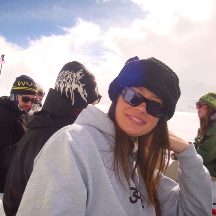 Profile Picture of hols (@robertshols) on Tiktok