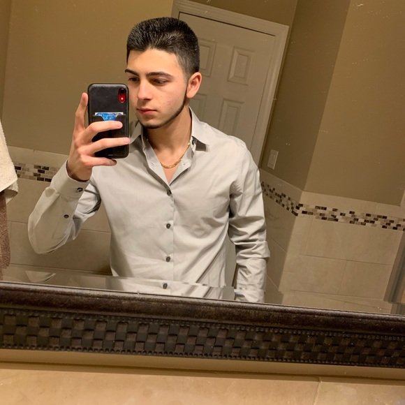 Profile Picture of David Vento (@dvento25) on Poshmark