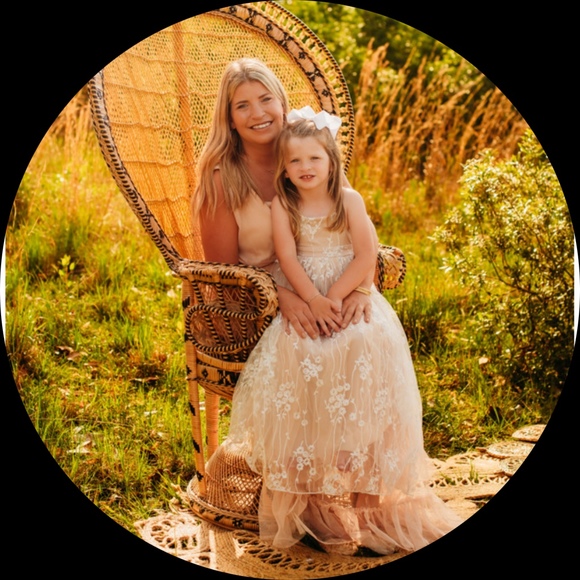 Profile Picture of Haley Edenfield (@hohearn6) on Poshmark