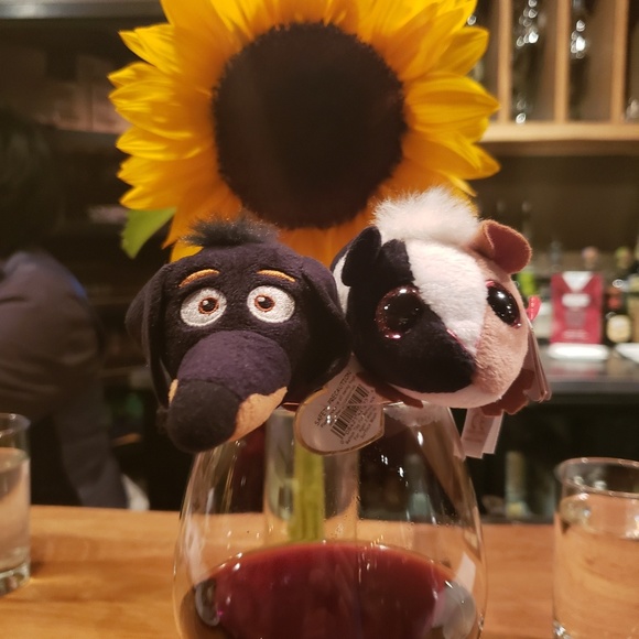 Profile Picture of Julia Bowman (@juno629) on Poshmark