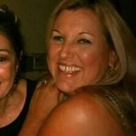 Profile Picture of Barbi Kayler (@kaylerbarbara) on Poshmark