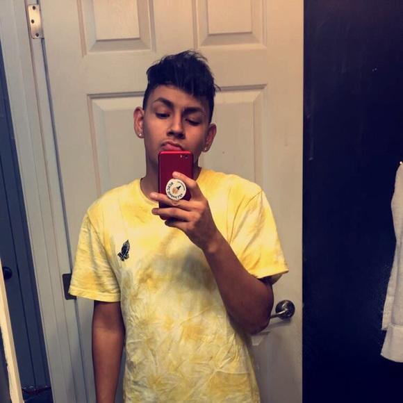 Profile Picture of Cristian Michaca (@mrmichaca) on Poshmark